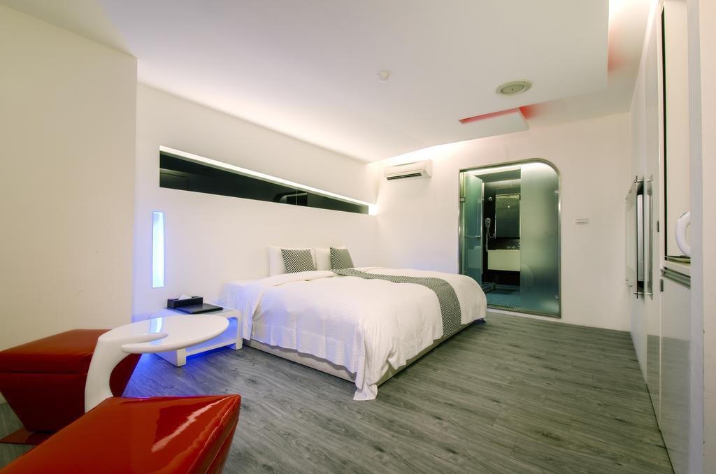 Ya Nold Fashion House Hotel Jiaoxi Luaran gambar